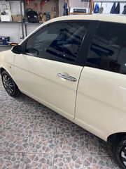 Lancia Ypsilon 2005-thumb-5