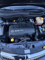 Opel Astra 2009-thumb-14