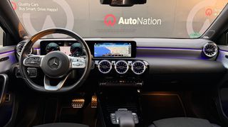 Mercedes-Benz A 250 2021 Night pack Ambient light-thumb-31
