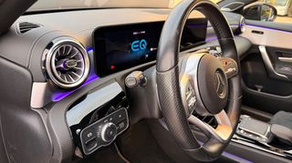 Mercedes-Benz A 250 2021 Night pack Ambient light-thumb-18