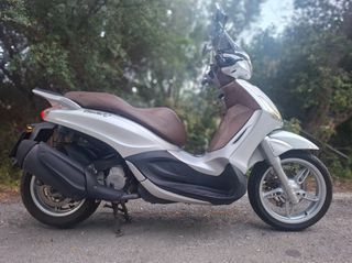 Piaggio Beverly 350 2019 BEVERLY 350 ABS/ASR