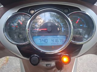Piaggio Beverly 350 2019 BEVERLY 350 ABS/ASR-thumb-5