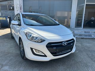 Hyundai i 30 2015 ΠΡΟΛΑΒΕΤΑΙ-thumb-1