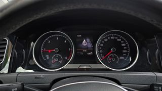 Volkswagen Golf 2014 Golf "CUP" 1.6 TDI BMT-thumb-4