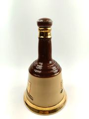 Συλλεκτική vintage καράφα -ποτό Bell's Blended Scotch Whisky (Wade) σε σχήμα καμπάνας. Σφραγισμένο.-thumb-7