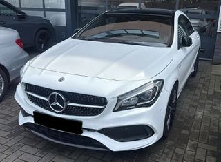 Mercedes-Benz CLA 180 2018 AMG LINE 7G-DCT AUTOMATIC/PANORAMA/CAMERA FULL EXTRA