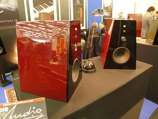 ΗΧΕΙΑ  ROSSO FIORENTINO `FIESOLE` Monitor