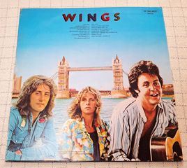 Wings  – London Town  LP-thumb-1