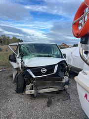 Nissan NV300 2020-thumb-1