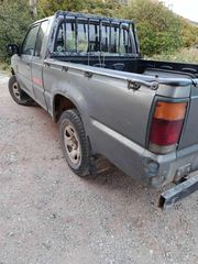 Mazda B 2500 1999 B2500,4X4,1.5 KAMPINA