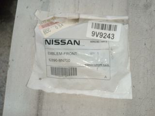 ΣΗΜΑ ΚΑΠΟ NISSAN ALMERA N16 02-07 62890BN700