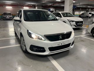 Peugeot 308 2020 1.5 diesel-thumb-2