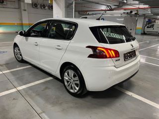 Peugeot 308 2020 1.5 diesel-thumb-11