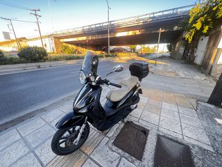 Piaggio Beverly 250 2008-thumb-11