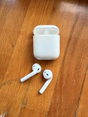 AirPods 2nd gen-thumb-3
