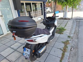 Honda Forza 300 2014