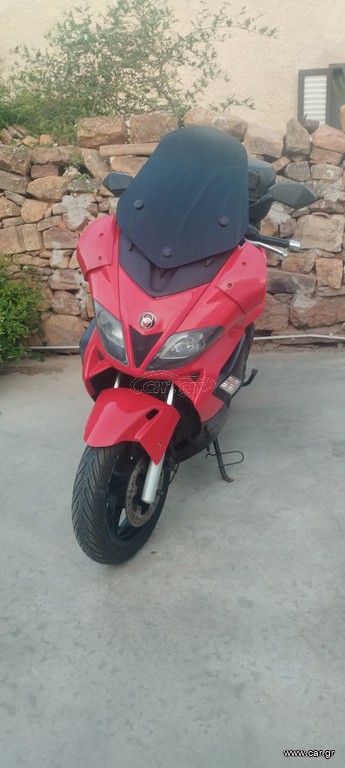 Gilera Nexus 300 2011