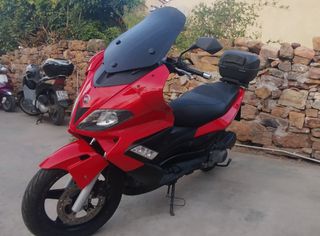Gilera Nexus 300 2011-thumb-1
