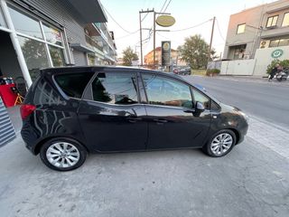 Opel Meriva 2016-thumb-12