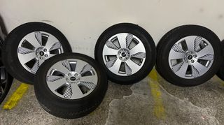 AUDI Q8 19" ΖΑΝΤΕΣ ΛΑΣΤΙΧΑ ΧΙΟΝΙΟΥ ΧΕΙΜΩΝΙΑΤΙΚΑ-thumb-1