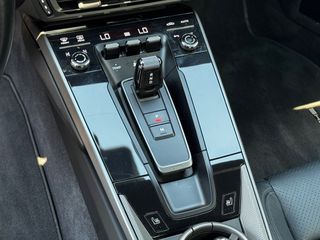 Porsche 911 2020 992 CARRERA-thumb-24