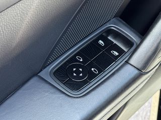 Porsche 911 2020 992 CARRERA-thumb-23