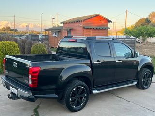 Isuzu D-Max 2015 Limited 2.5 Twin Turbodiesel DoubleCab 4WD-thumb-9