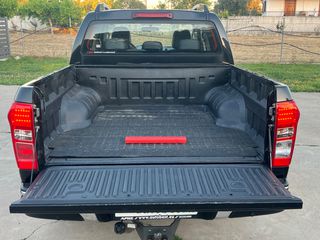 Isuzu D-Max 2015 Limited 2.5 Twin Turbodiesel DoubleCab 4WD-thumb-11