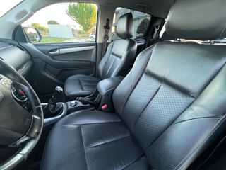 Isuzu D-Max 2015 Limited 2.5 Twin Turbodiesel DoubleCab 4WD-thumb-19