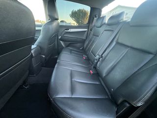 Isuzu D-Max 2015 Limited 2.5 Twin Turbodiesel DoubleCab 4WD-thumb-22