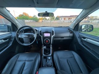 Isuzu D-Max 2015 Limited 2.5 Twin Turbodiesel DoubleCab 4WD-thumb-30