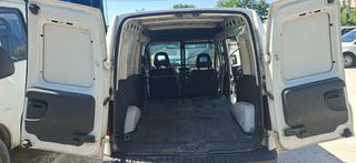 Opel Combo 2009-thumb-13