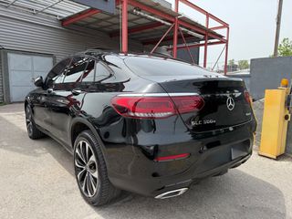 Mercedes-Benz GLC Coupe 2021 300e 4MATIC 9G-TRONIC-thumb-2