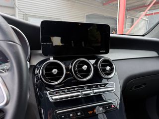 Mercedes-Benz GLC Coupe 2021 300e 4MATIC 9G-TRONIC-thumb-9