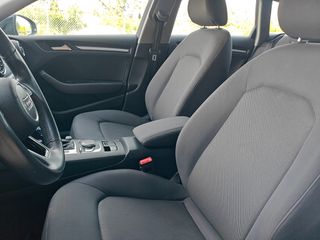 Audi A3 2020-thumb-11