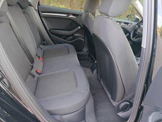 Audi A3 2020-thumb-12