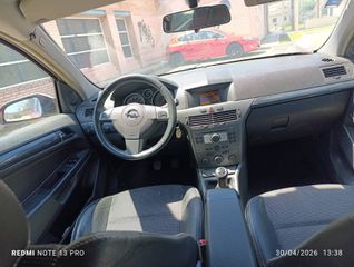 Opel Astra 2005 STATION WAGON-thumb-12