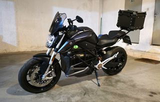 Zero SR 2024 15.6 KWH 70HP 2024-thumb-1