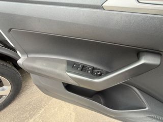 Volkswagen Polo 2019 POLO 1000 cng-thumb-12