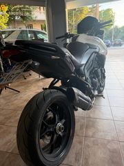 Triumph Tiger 1050 SE 2013 SPECIAL EDITION-thumb-5