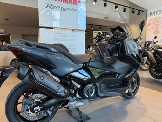 Yamaha TMAX 560 Tech Max 2022 TECH-thumb-9