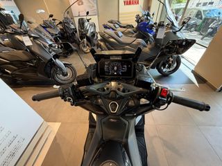 Yamaha TMAX 560 Tech Max 2022 TECH-thumb-23