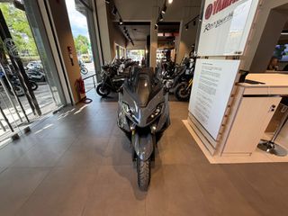 Yamaha TMAX 560 Tech Max 2022 TECH-thumb-27