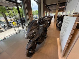 Yamaha TMAX 560 Tech Max 2022 TECH-thumb-28