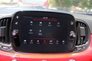 Fiat 500 2023 ΕΛΛΗΝΙΚΟ-1.0 Hybrid 70Hp Club-ΟΘΟΝΗ-thumb-16