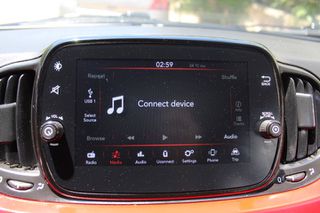 Fiat 500 2023 ΕΛΛΗΝΙΚΟ-1.0 Hybrid 70Hp Club-ΟΘΟΝΗ-thumb-18
