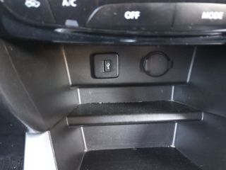 Suzuki Vitara 2018 1.6 120HP DIESEL 4X4-thumb-15