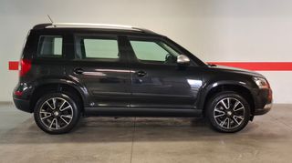 Skoda Yeti 2017 1.2 Tsi Ambition DSG (7-Gear)-thumb-2