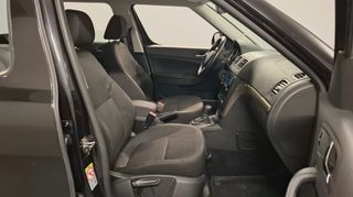 Skoda Yeti 2017 1.2 Tsi Ambition DSG (7-Gear)-thumb-15