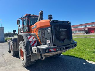 Φορτωτής Με Λάστιχα Doosan 2022 DL 420-thumb-2